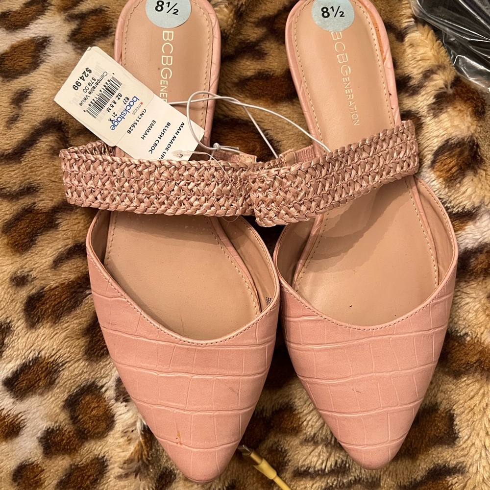 BCBGeneration Pink Flats Sleek Minimalist Design